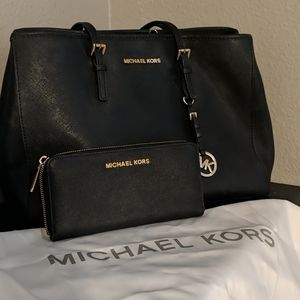 Michael Kors Purse & Wallet